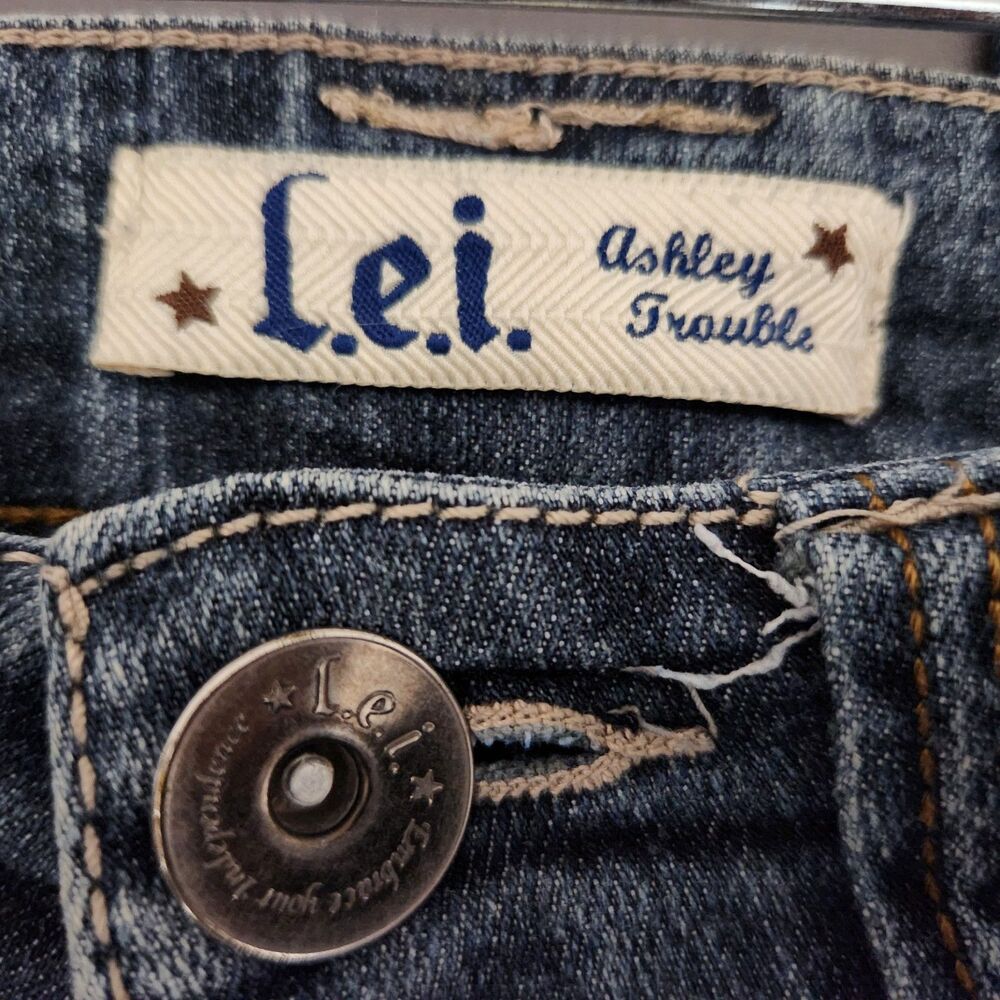 LEI Ashley Straight Women's Dark Wash Blue Denim Jeans 5 Pocket Size 7 Juniors - Picture 4 of 10